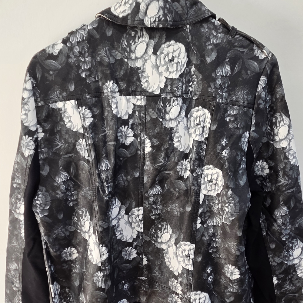 Lane Bryant Black Floral Women's Jacket - Picture 7 of 7